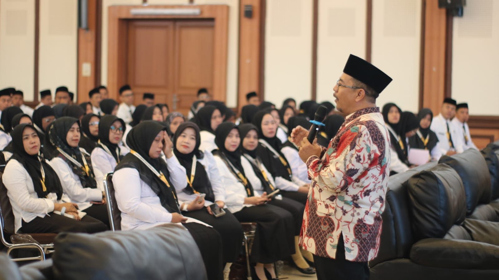 Tiga Pilar Layanan Haji: Humanis, Profesional, Adaptif, Ditekankan kepada Pegawai Baru Kemenhaj